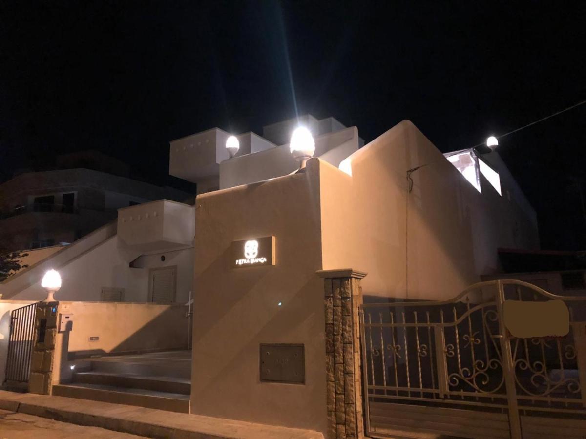 Bed and Breakfast Petra Bianca Torre San Giovanni Exterior foto