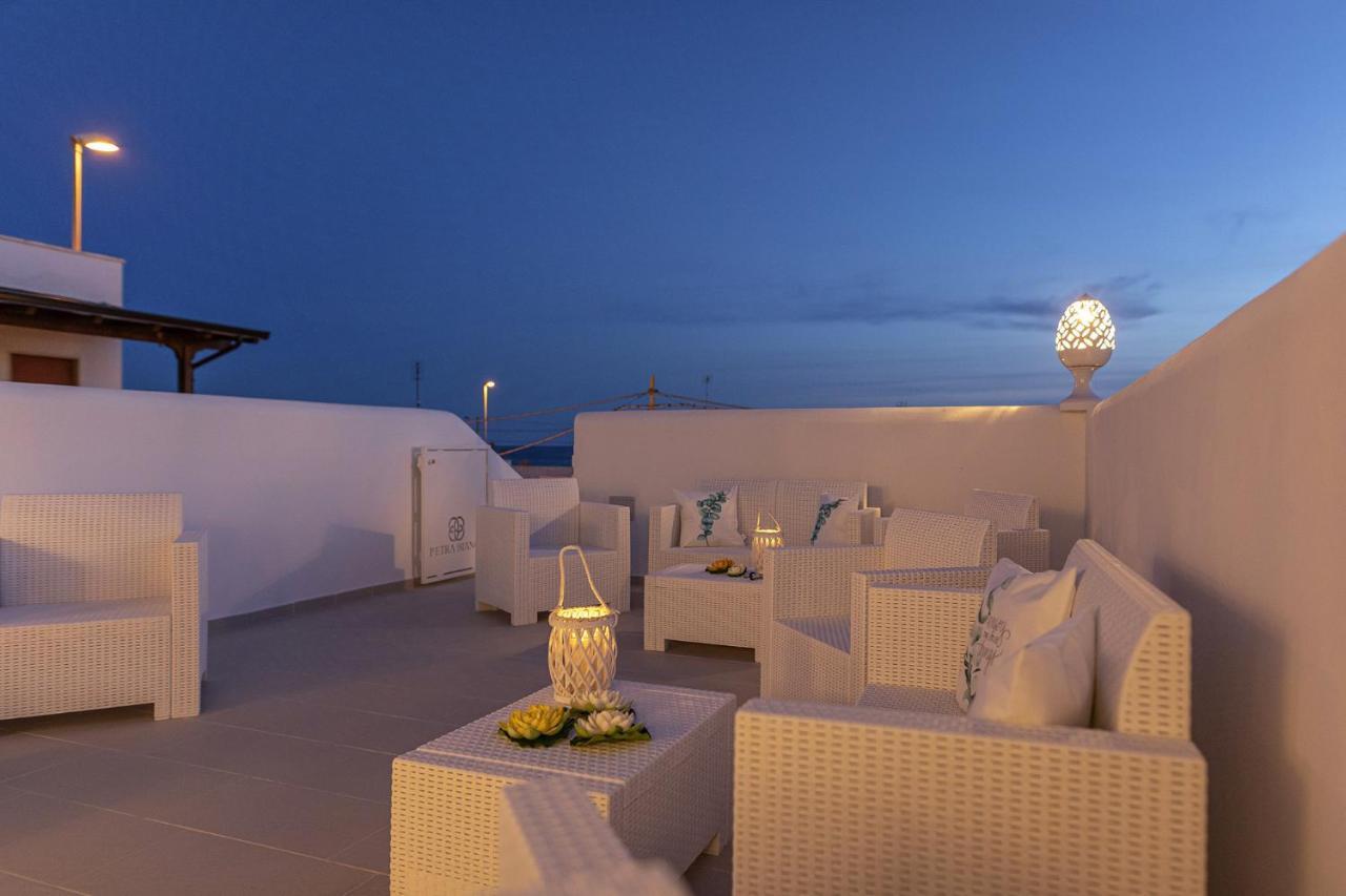 Bed and Breakfast Petra Bianca Torre San Giovanni Exterior foto